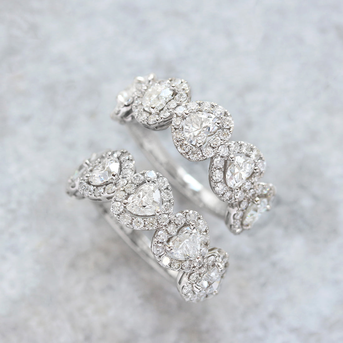 ハートヘイロー　ハーフエタニティダイヤモンドリング　PT