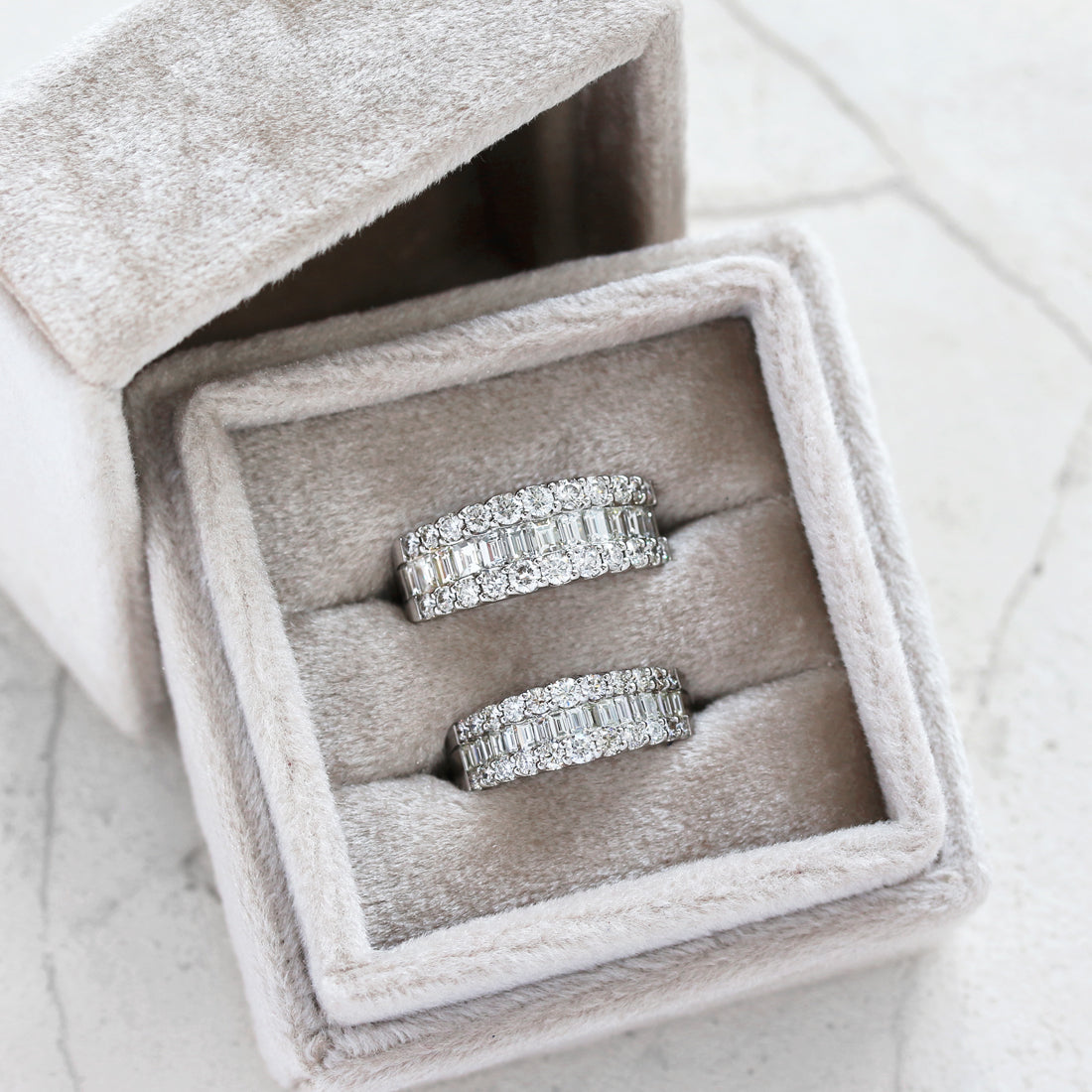 バゲット＆ラウンド　ハーフエタニティダイヤモンドリング SM　PT