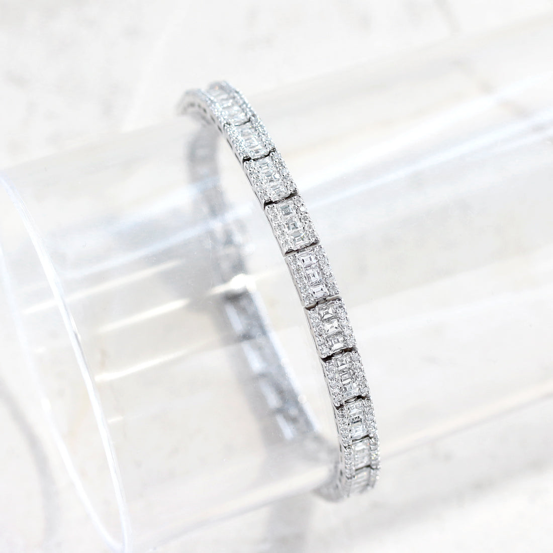 スクエアフルダイヤモンド　テニスブレスレット　PT