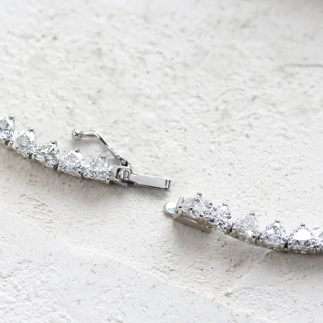 ハートシェイプ　フルダイヤモンドテニスネックレス 　PT